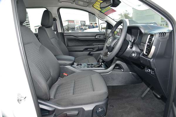 2024 Ford Everest Ambiente 2.0L