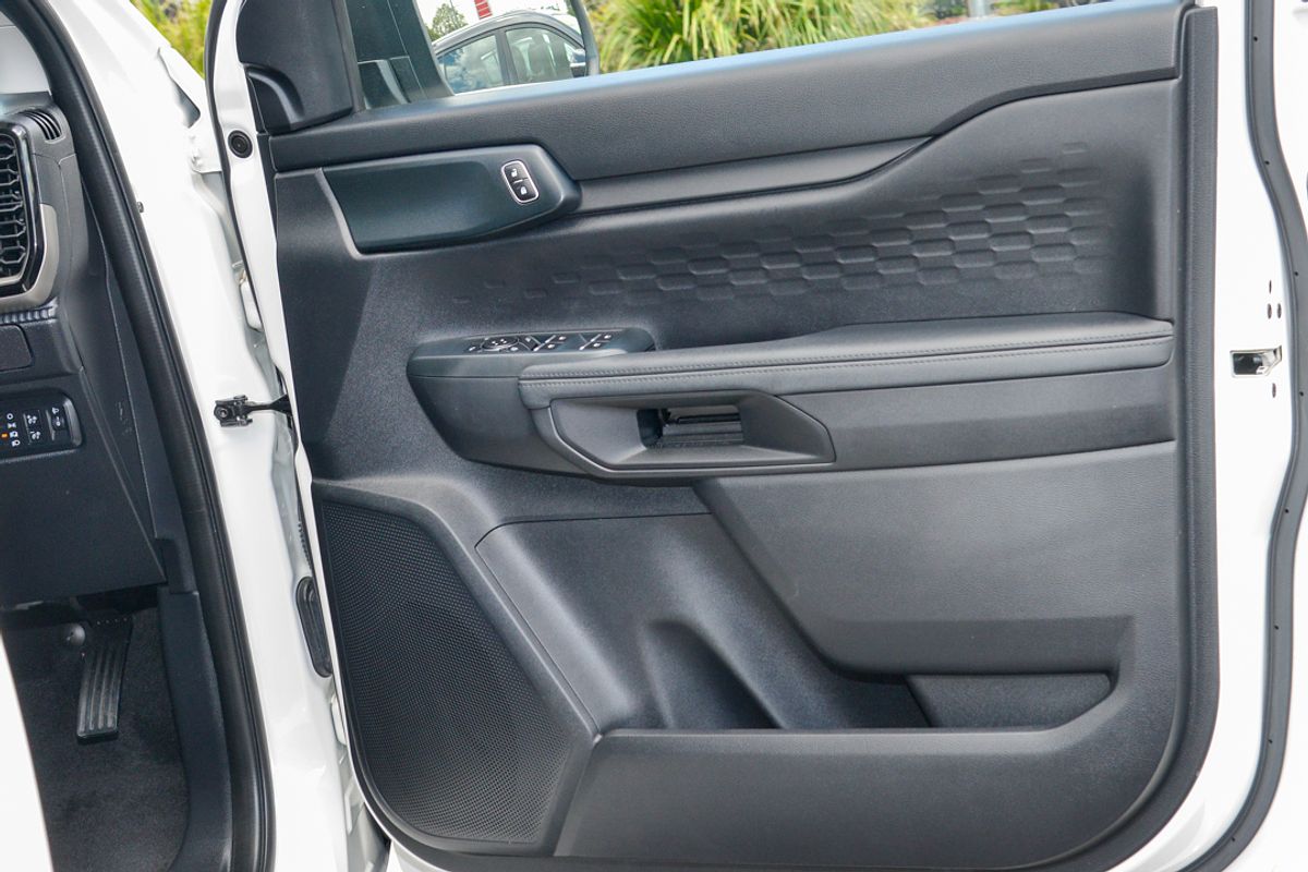 2024 Ford Everest Ambiente 2.0L