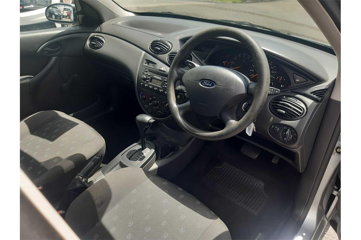 2003 Ford Focus CL LR