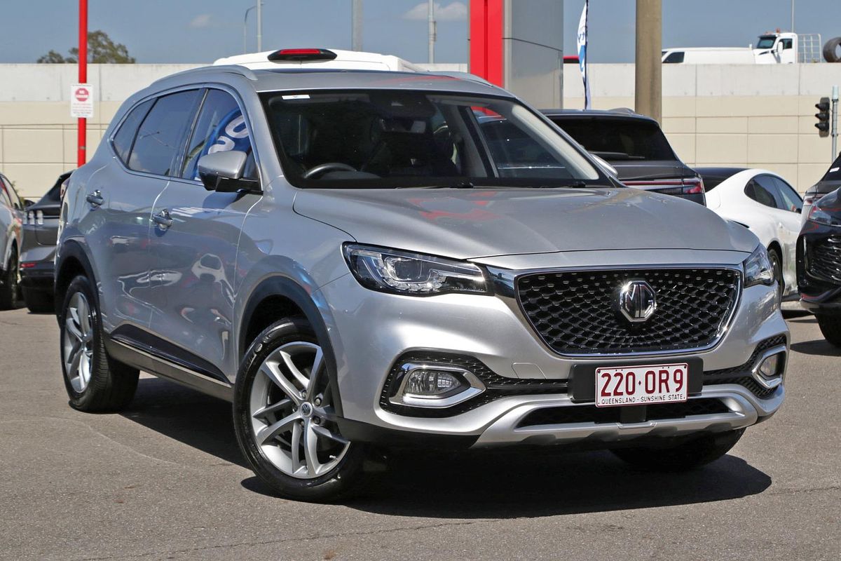 2022 MG HS Essence SAS23