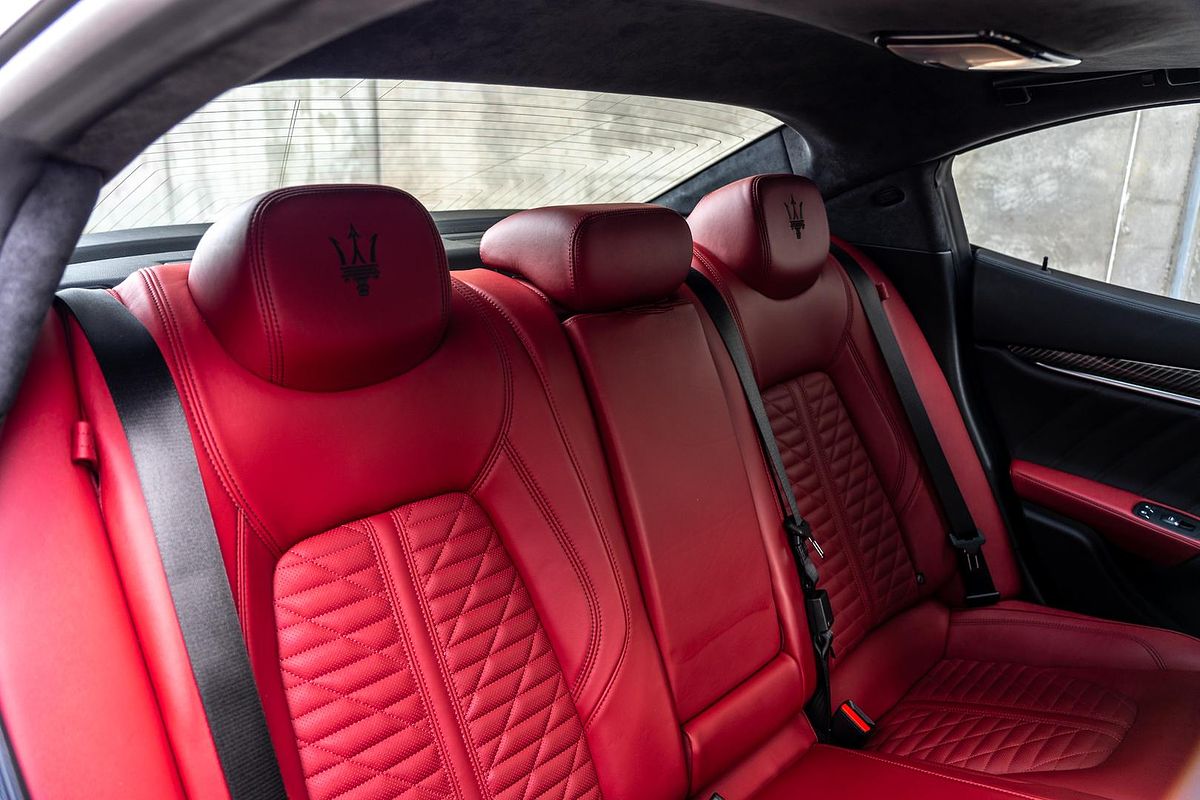 2020 Maserati Ghibli S GranSport M157