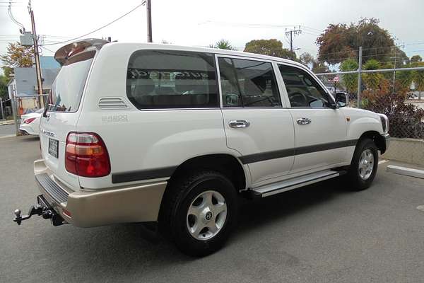 2002 Toyota Landcruiser GXL HDJ100R