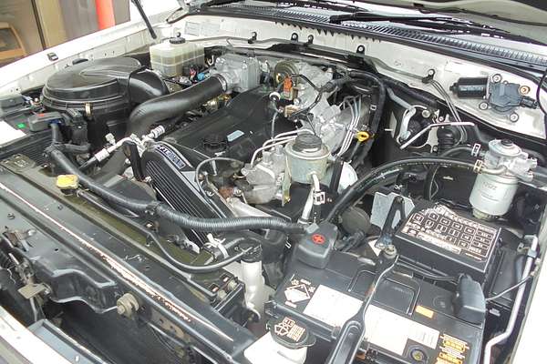 2002 Toyota Landcruiser GXL HDJ100R