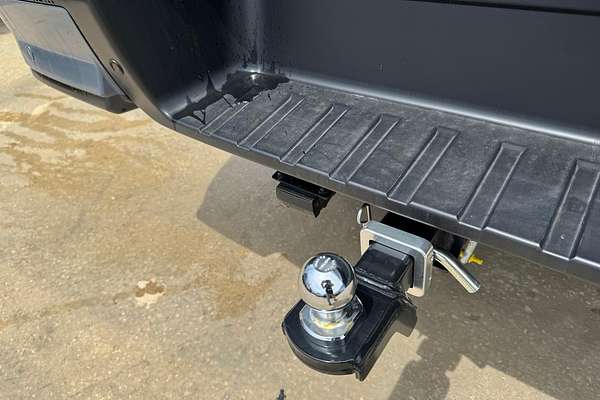 2025 Isuzu D-MAX X-TERRAIN 4X4