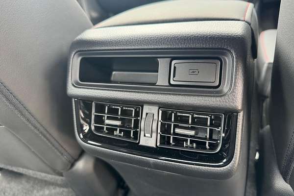 2025 Isuzu D-MAX X-TERRAIN 4X4