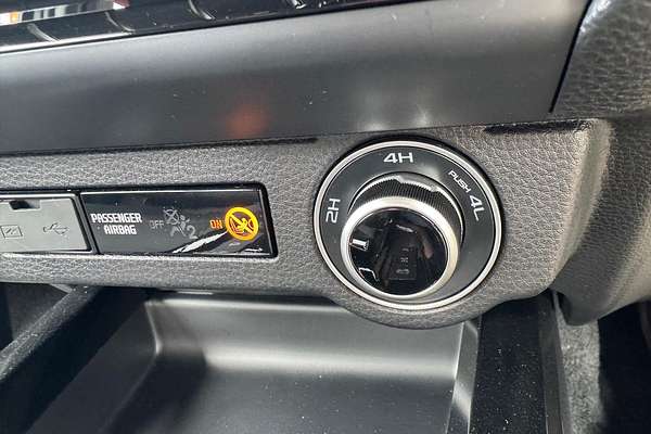 2025 Isuzu D-MAX X-TERRAIN 4X4