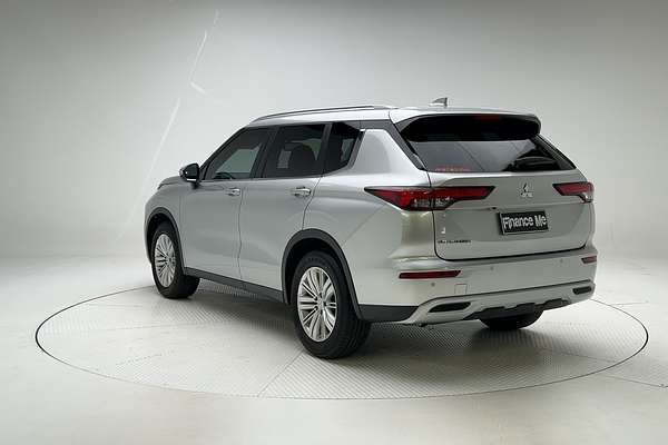 2024 Mitsubishi Outlander LS ZM