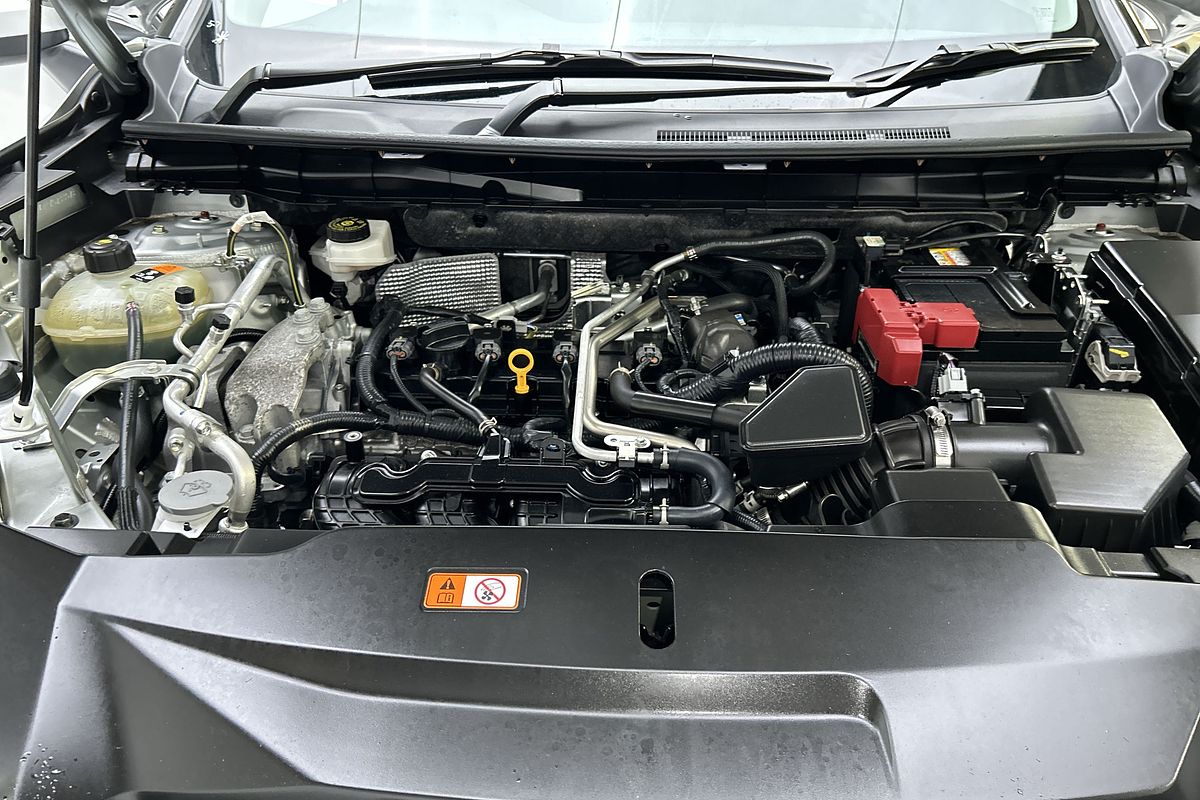 2024 Mitsubishi Outlander LS ZM