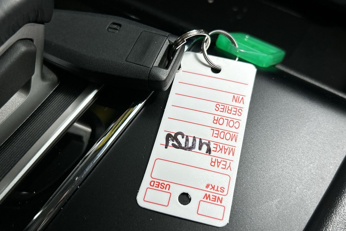 2024 Mitsubishi Outlander LS ZM