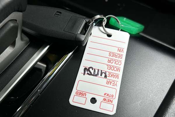 2024 Mitsubishi Outlander LS ZM