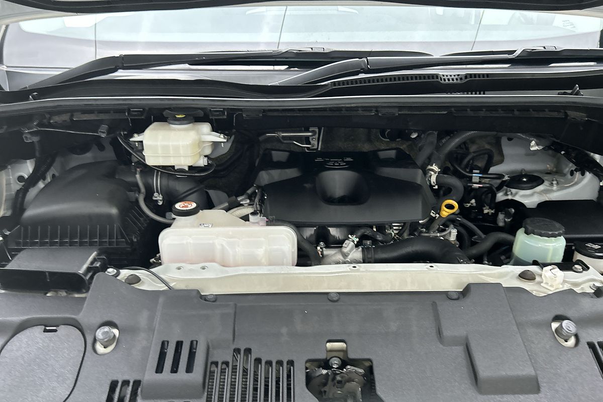 2022 Toyota Hiace GDH300R LWB