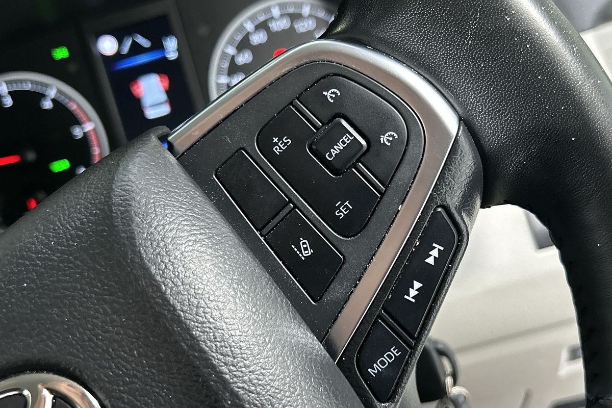 2022 Toyota Hiace GDH300R LWB