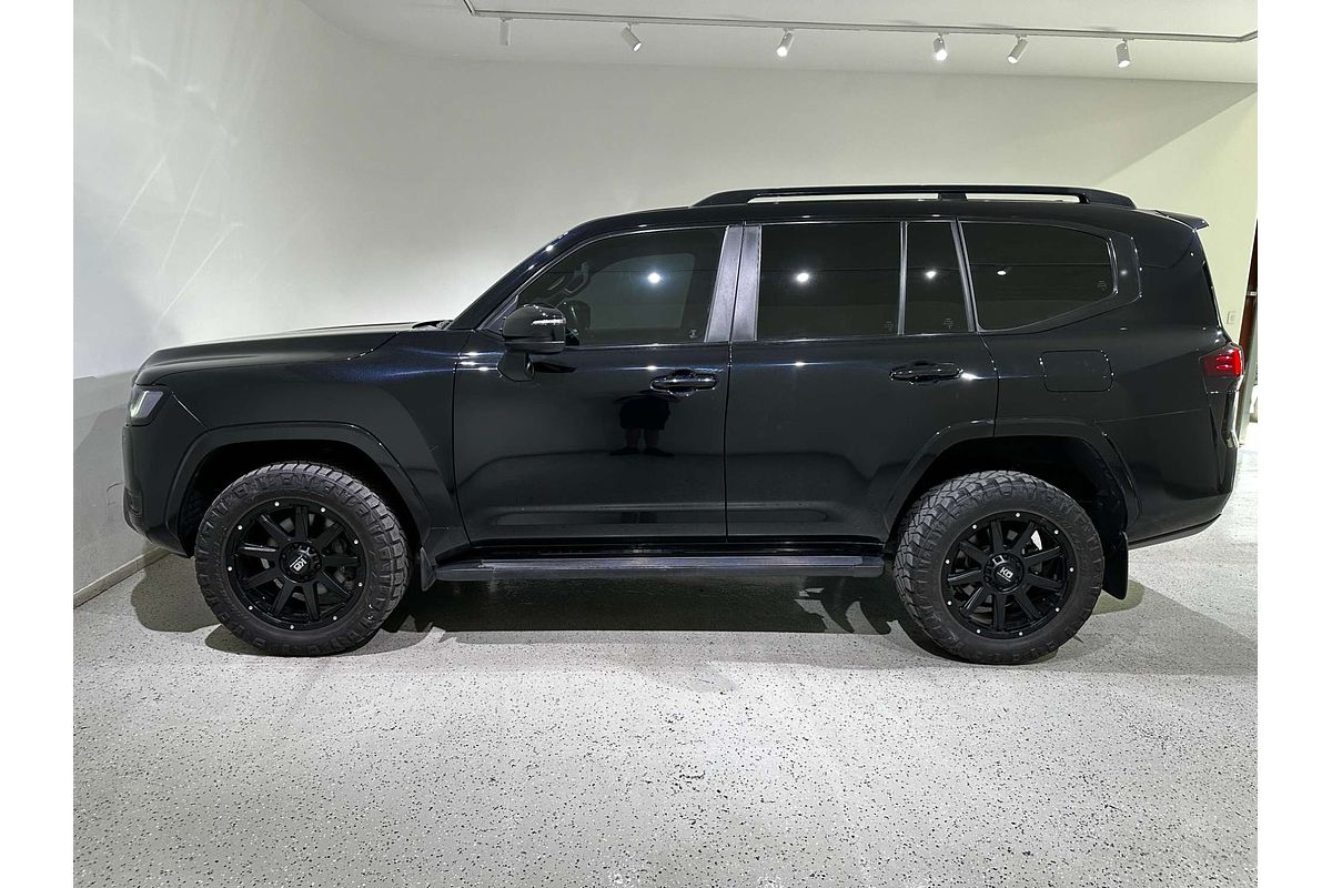 2022 Toyota Landcruiser VX FJA300R