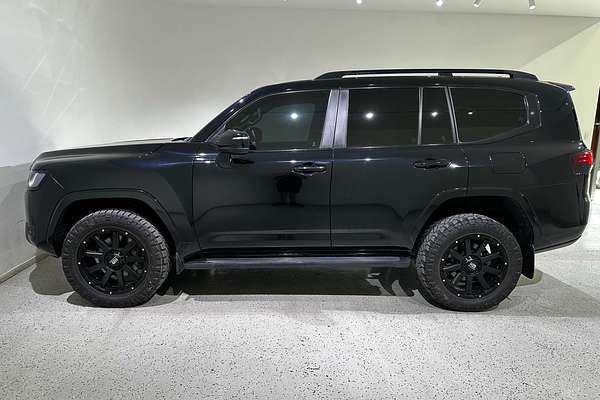 2022 Toyota Landcruiser VX FJA300R