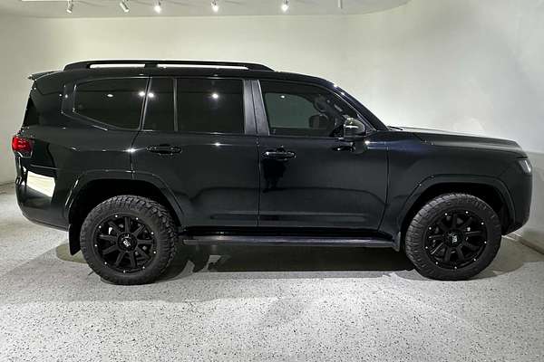 2022 Toyota Landcruiser VX FJA300R