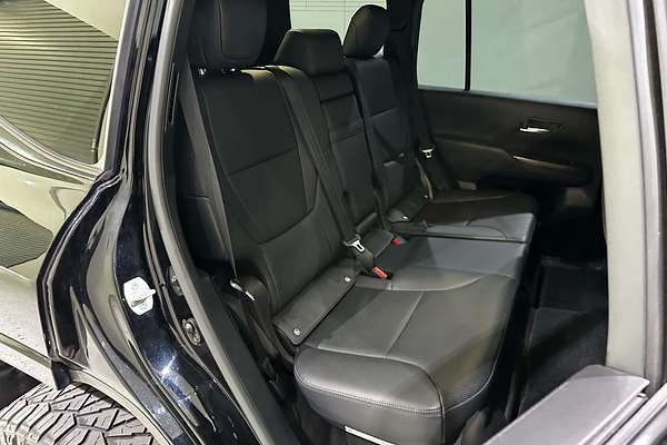 2022 Toyota Landcruiser VX FJA300R