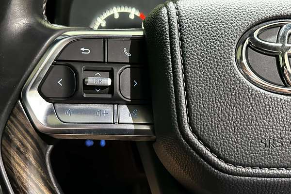 2022 Toyota Landcruiser VX FJA300R