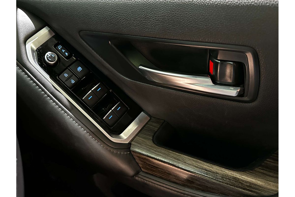 2022 Toyota Landcruiser VX FJA300R