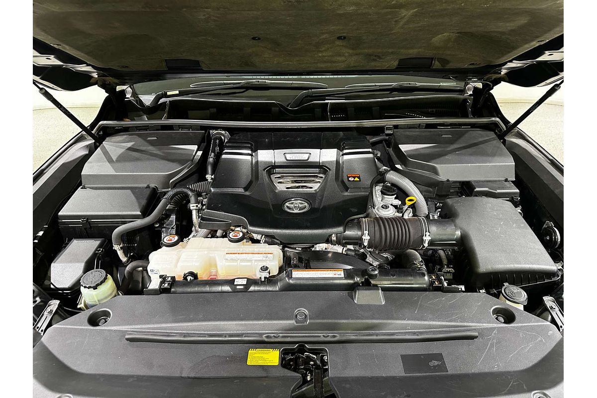 2022 Toyota Landcruiser VX FJA300R