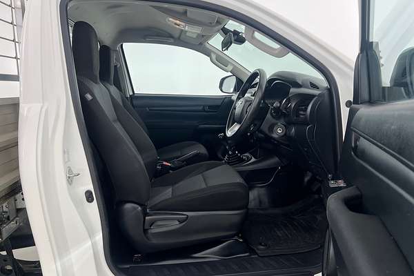 2022 Toyota Hilux Workmate TGN121R Rear Wheel Drive thumb-8
