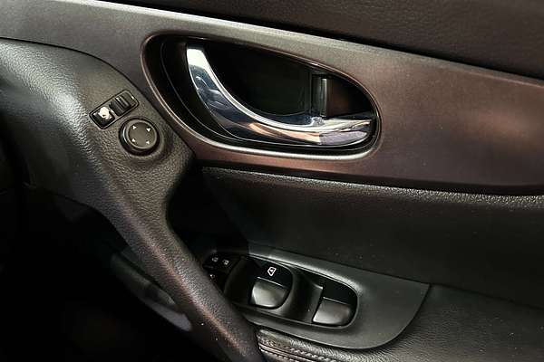 2017 Nissan X-TRAIL ST T32