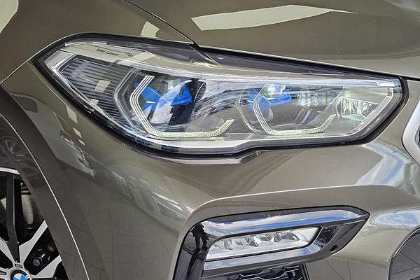 2021 BMW X6 xDrive30d M Sport G06