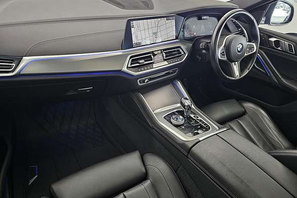 2021 BMW X6 xDrive30d M Sport G06