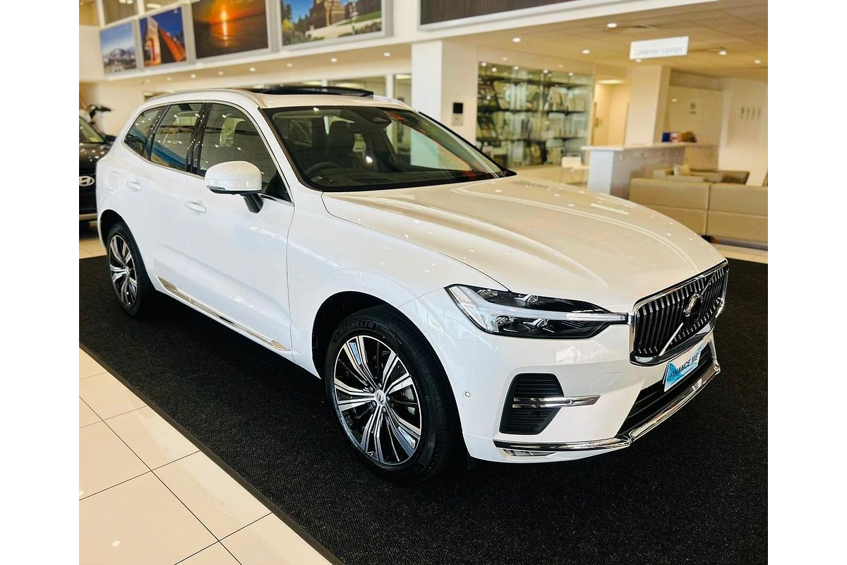2023 Volvo XC60 Ultimate B5 Bright