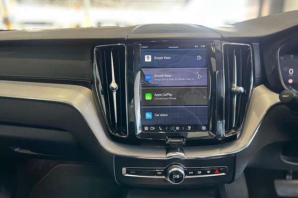 2023 Volvo XC60 Ultimate B5 Bright