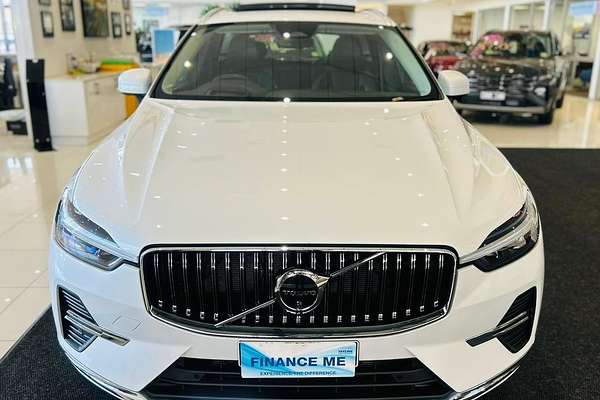 2023 Volvo XC60 Ultimate B5 Bright