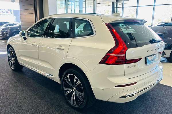 2023 Volvo XC60 Ultimate B5 Bright
