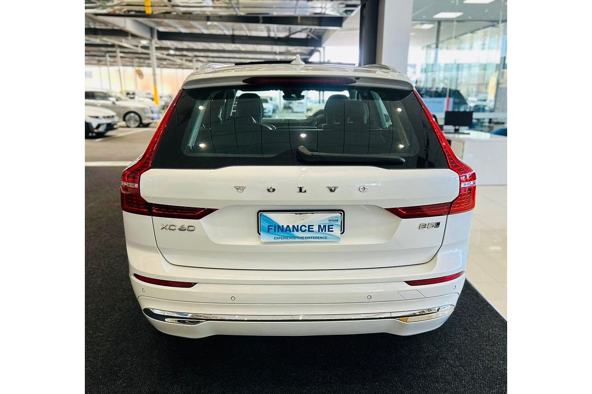 2023 Volvo XC60 Ultimate B5 Bright