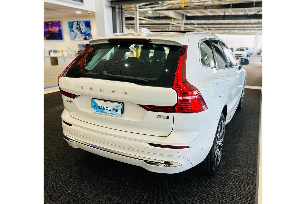 2023 Volvo XC60 Ultimate B5 Bright