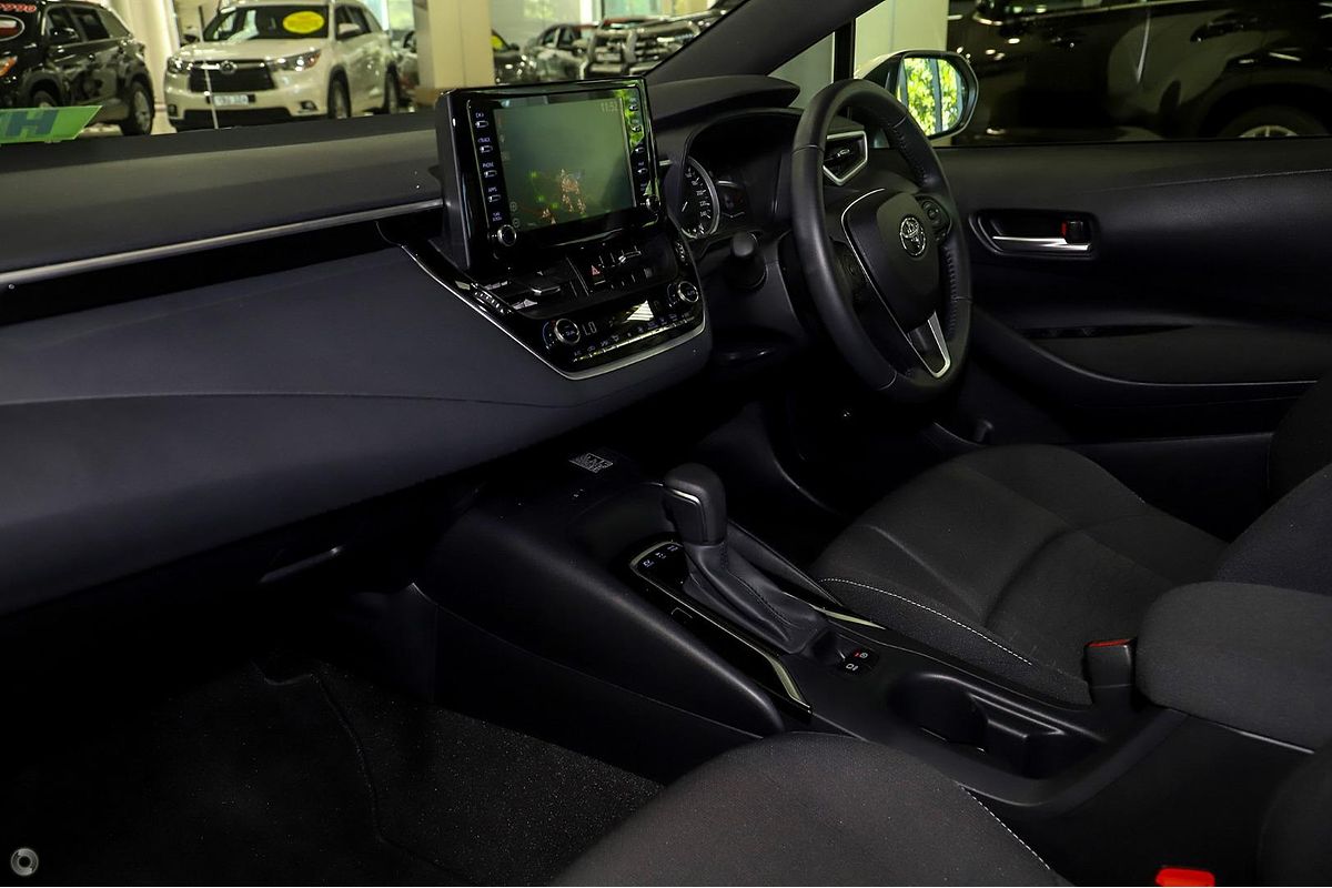 2019 Toyota Corolla SX Hybrid ZWE211R