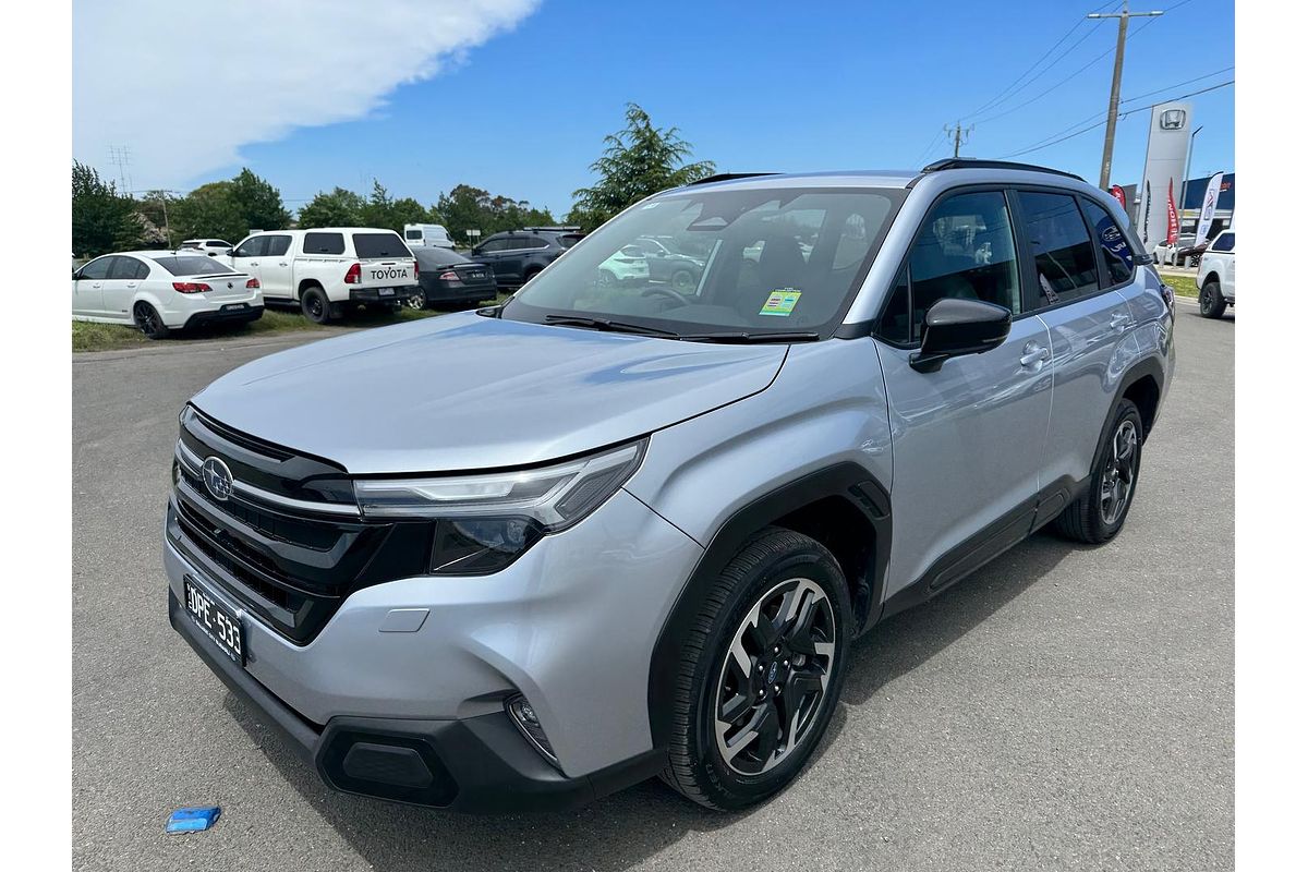 2025 Subaru Forester Touring S6