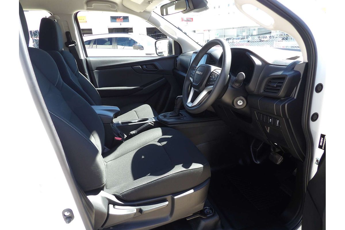 2025 Isuzu D-MAX SX 4X4