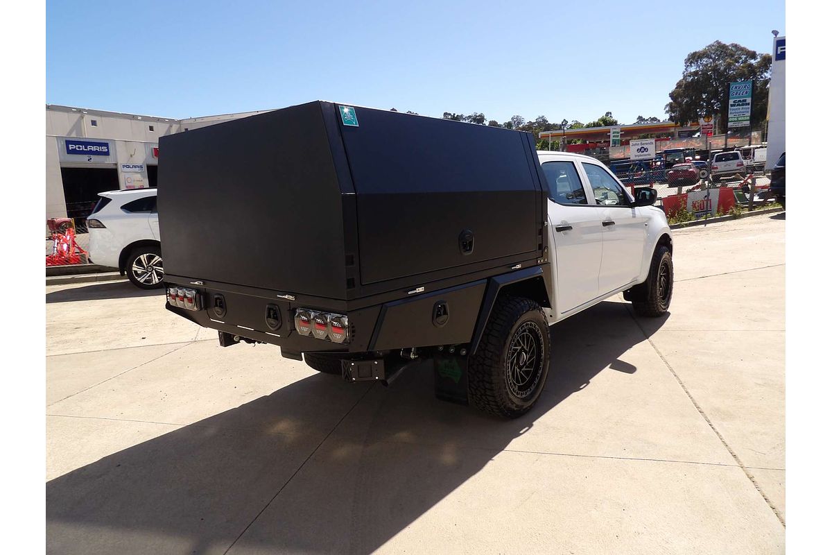 2025 Isuzu D-MAX SX 4X4