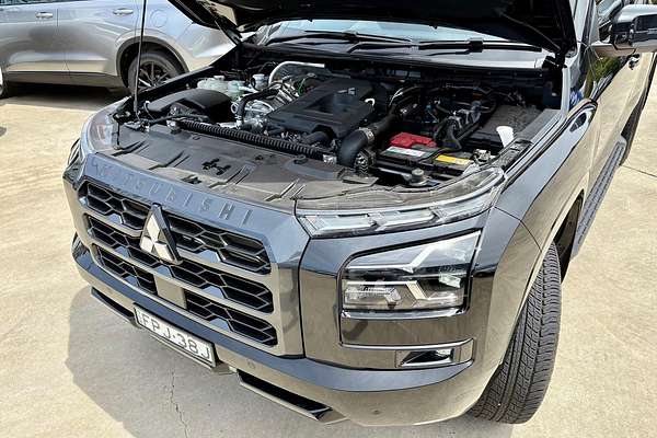 2024 Mitsubishi Triton GSR MV 4X4