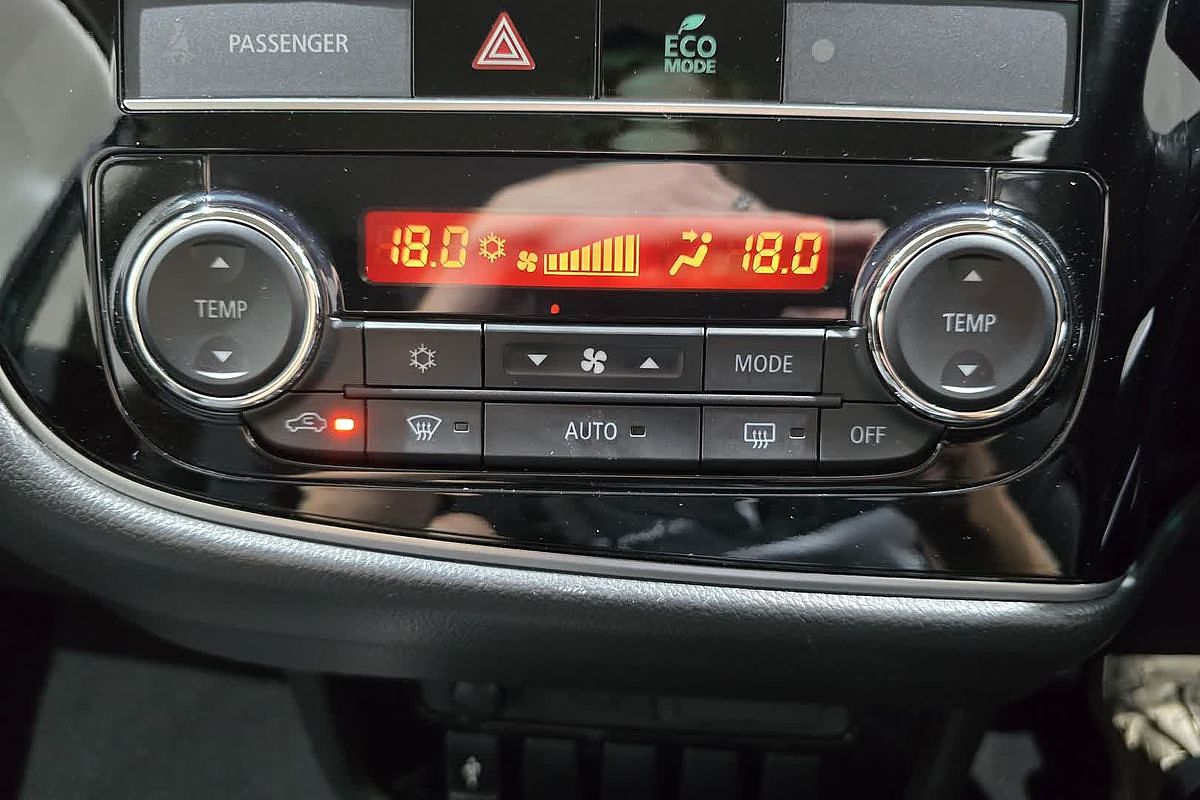 2019 Mitsubishi Outlander ES ZL