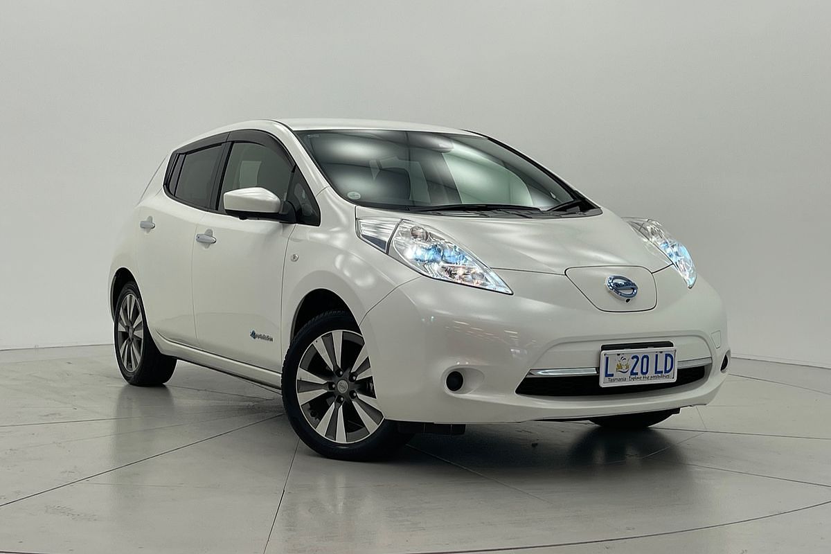 2017 NISSAN LEAF AUTO 5D HATCHBACK NA 2017 NISSAN LEAF AUTO 5D HATCHBACK NA