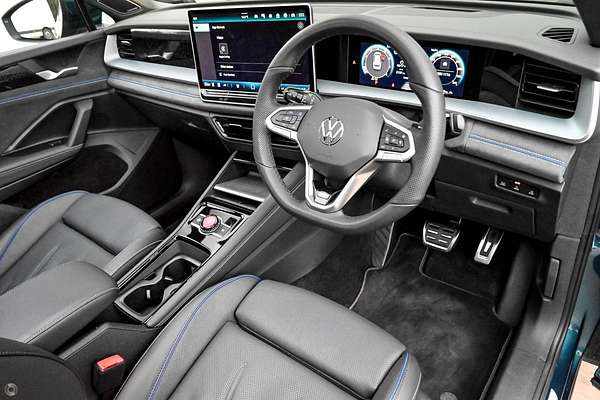 2025 Volkswagen Tayron 195TSI R-Line R4