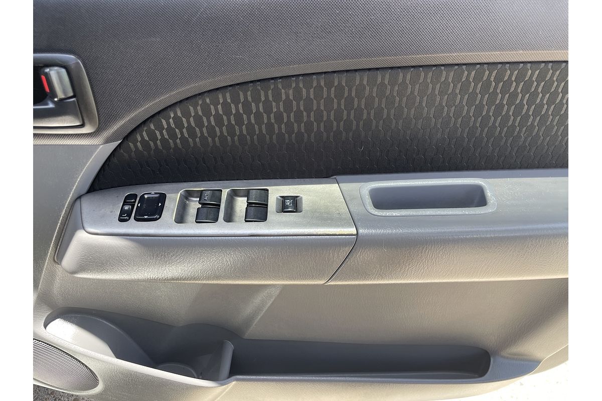 2010 Ford Ranger XL PK 4X4 3.0L