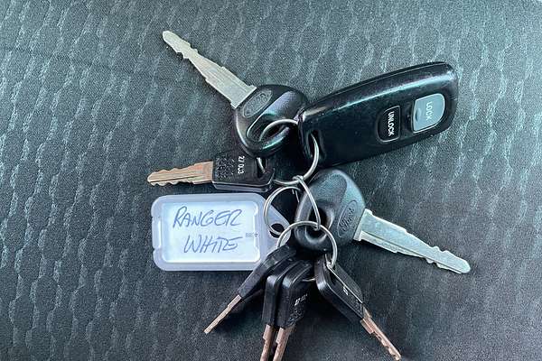 2010 Ford Ranger XL PK 4X4 3.0L