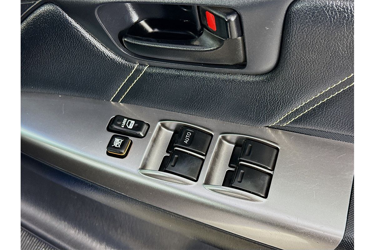 2014 Toyota Hilux SR5 KUN26R 4X4