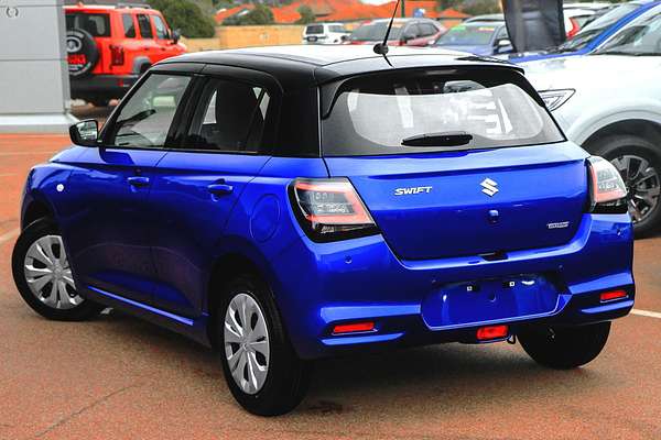 2025 Suzuki Swift Hybrid UZ