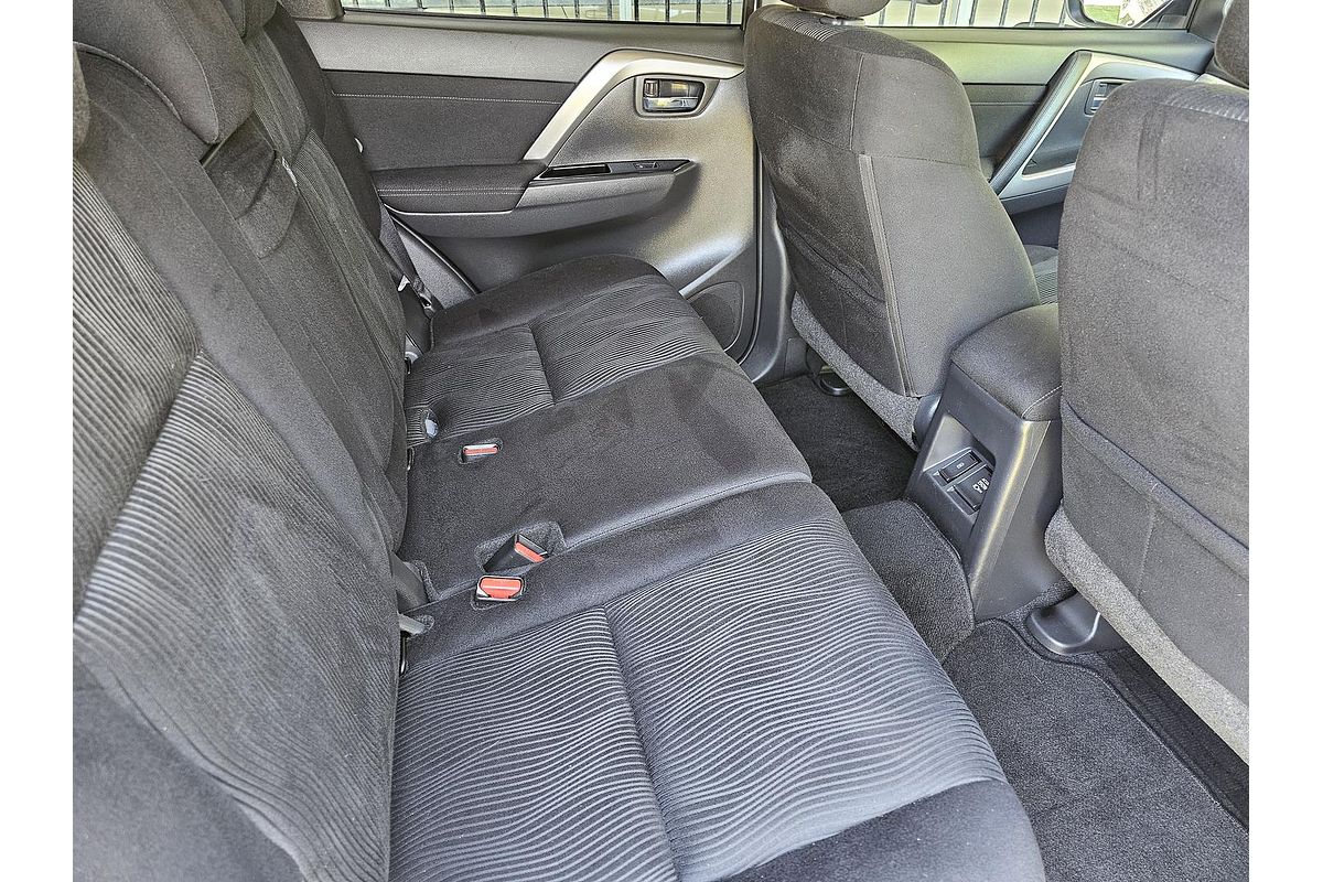 2021 Mitsubishi Pajero Sport GLS QF