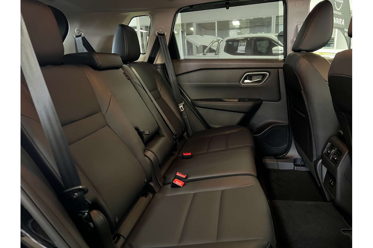 2025 Nissan X-TRAIL N-TREK T33