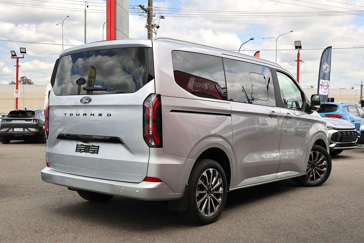 2024 Ford Tourneo Titanium X AV SWB