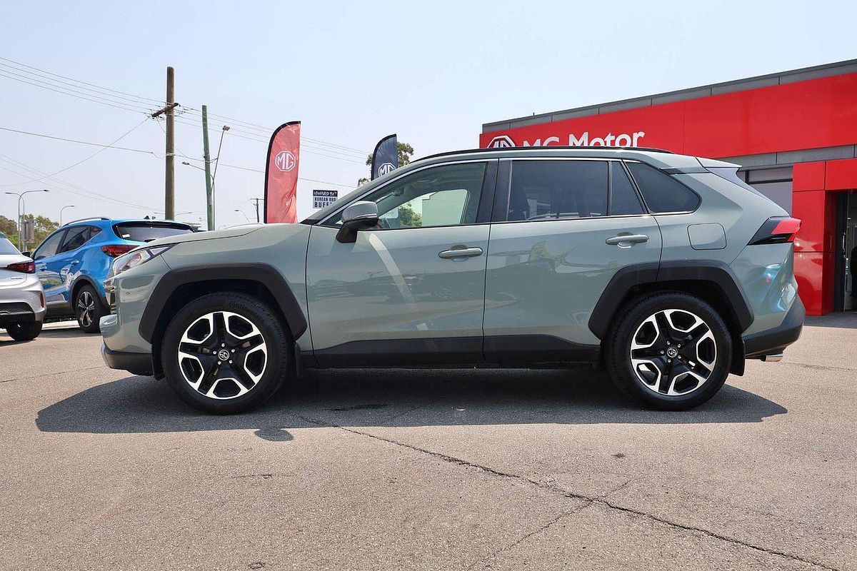 2019 Toyota RAV4 Edge AXAA54R
