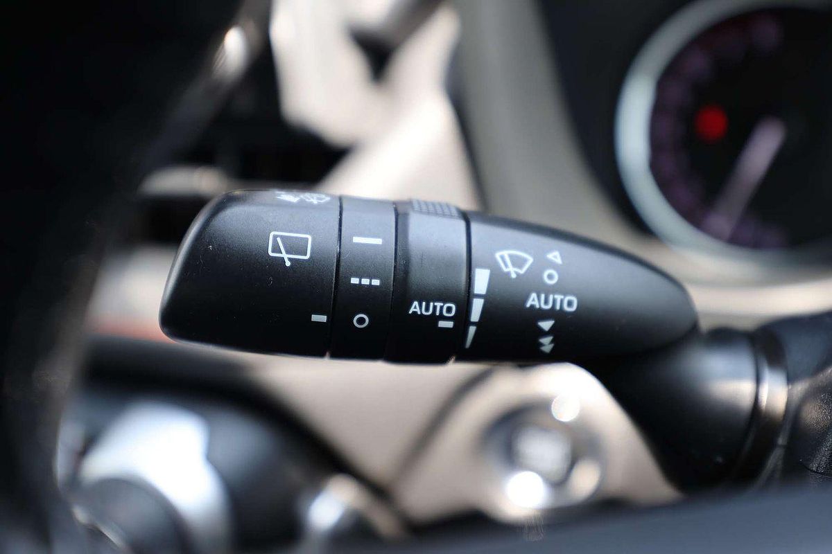 2019 Toyota RAV4 Edge AXAA54R